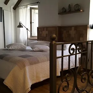 Koralj Apartamento